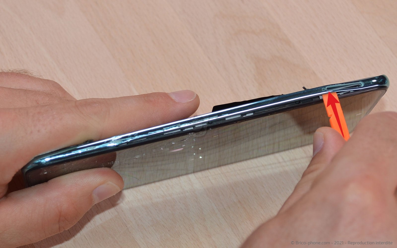 Changement de batterie sur Redmi Note 10 photo 3