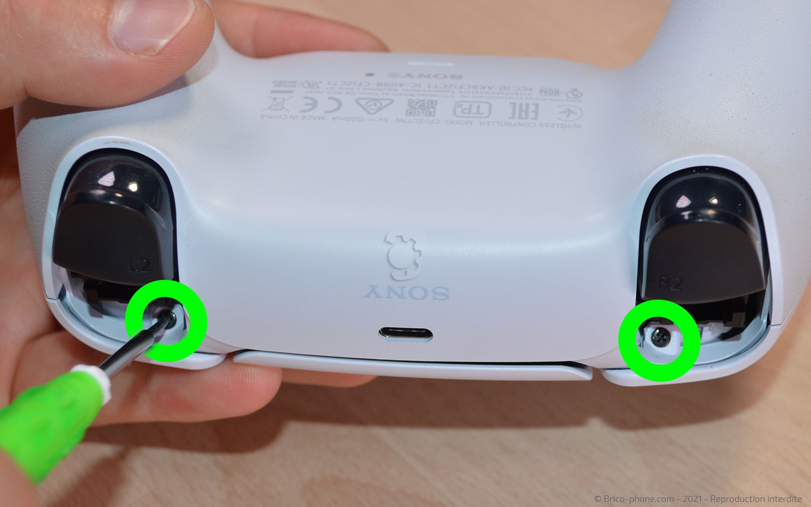 Démontage complet de la manette sur Playstation 5 photo 2