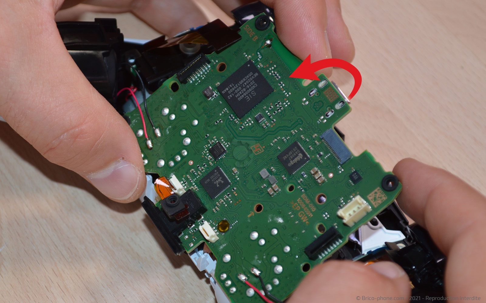 Changement des Joysticks de la manette sur Playstation 5 photo 2