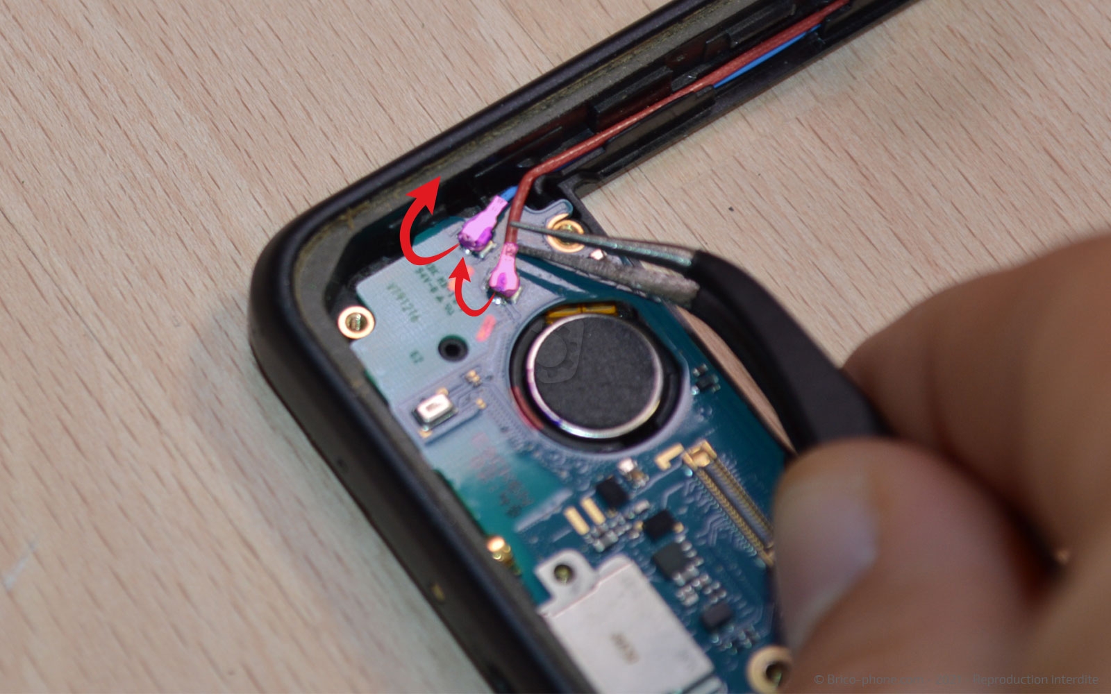 Changement du connecteur de charge sur Galaxy Xcover Pro photo 2