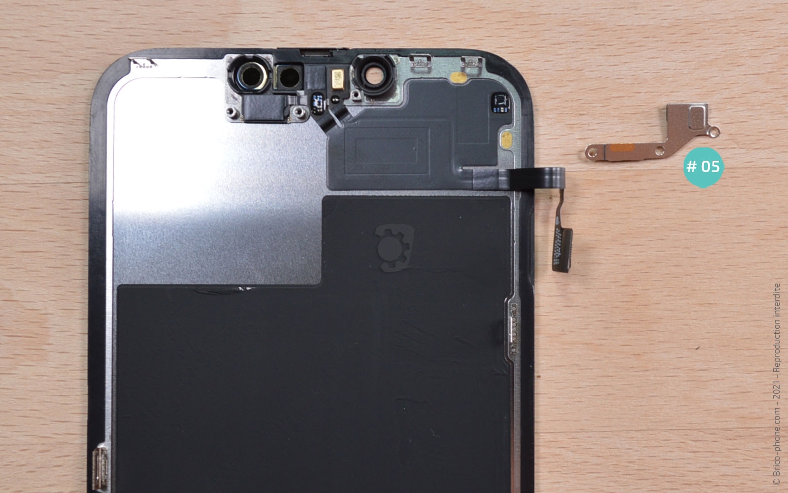 Changement de la batterie sur iPhone 13 photo 3