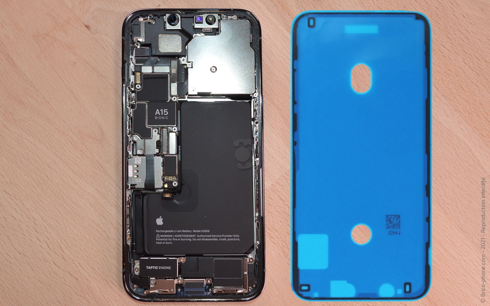 Changement de l'écran (vitre + Oled) sur iPhone 13 Pro photo 1