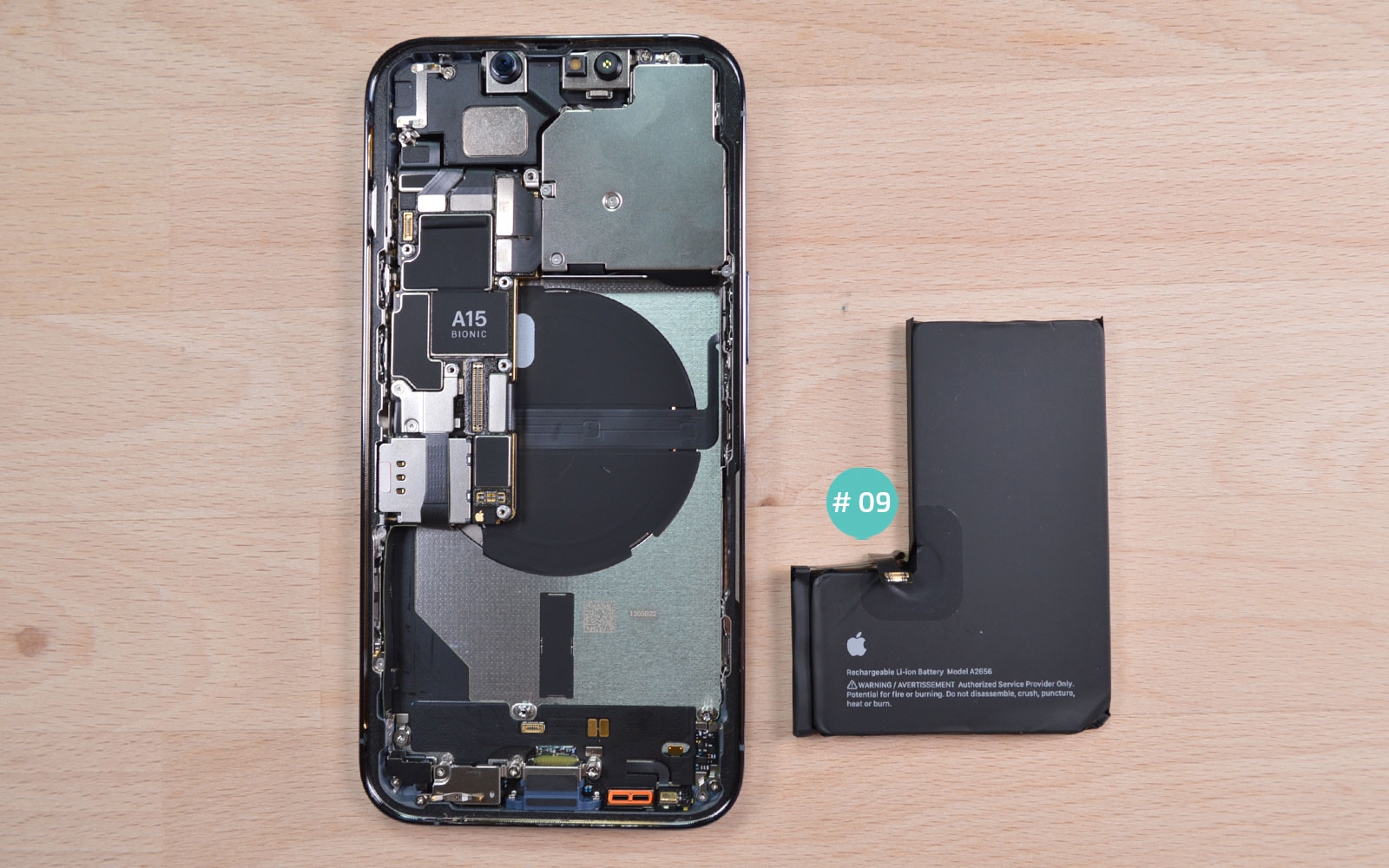 Changement de batterie sur iPhone 13 Pro photo 3