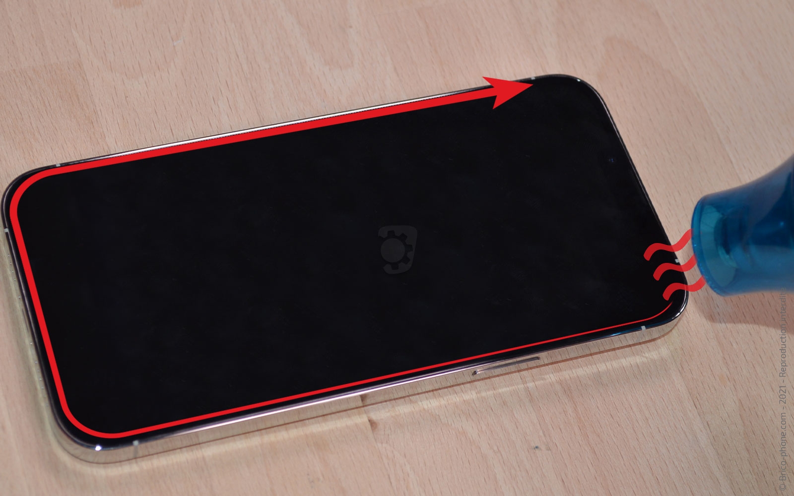 Changement du module triple caméras arrière sur iPhone 13 Pro Max photo 2