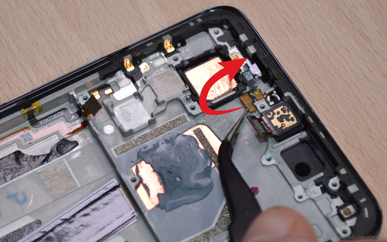Guide de réparation sur Poco F3 photo 3