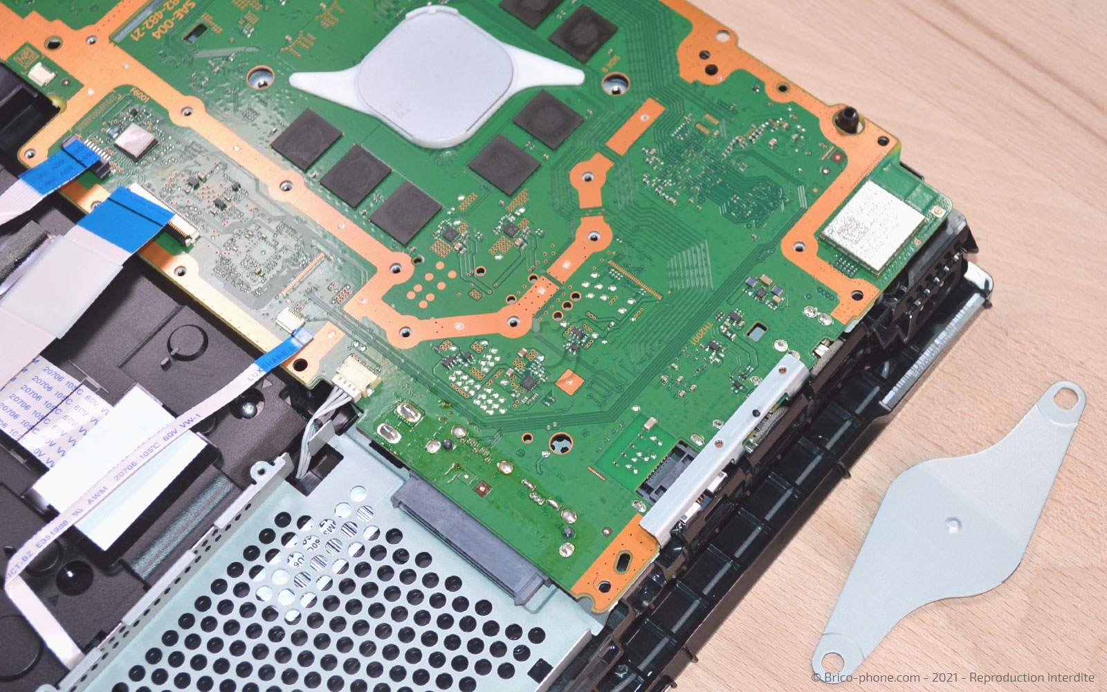 Démontage complet de la Console sur Playstation 4 SLIM photo 2
