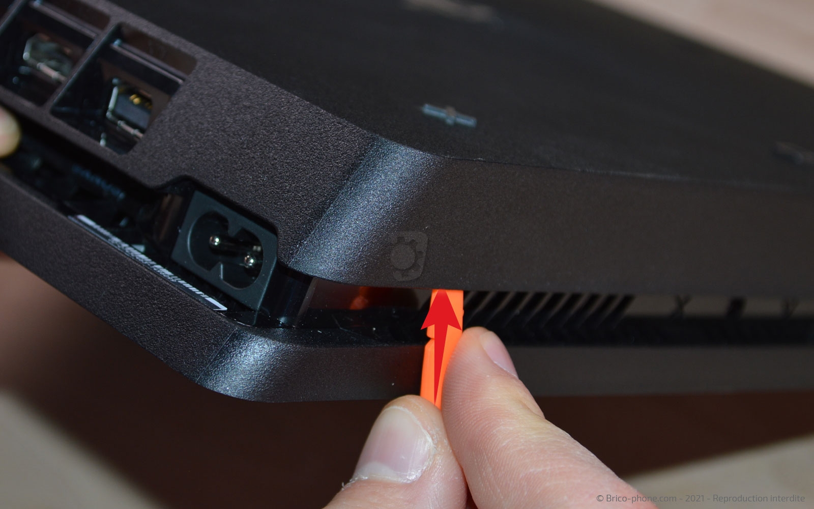 Changement du ventilateur sur Playstation 4 SLIM photo 1