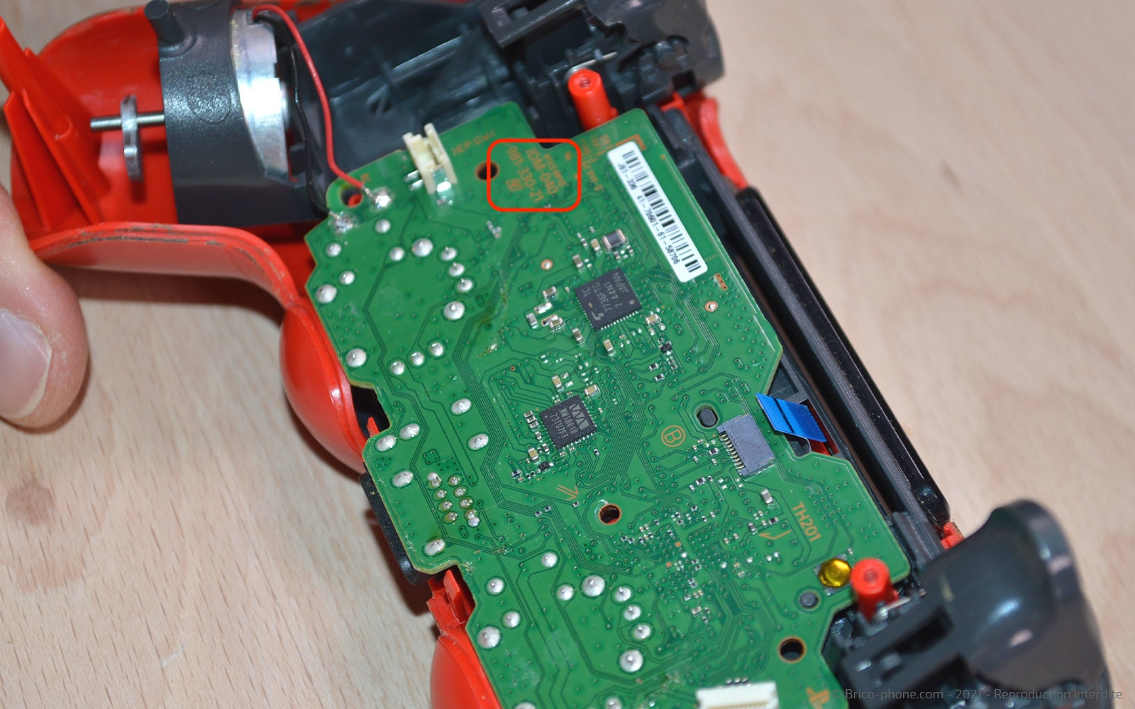 Démontage complet de la manette sur Playstation 4 SLIM photo 1