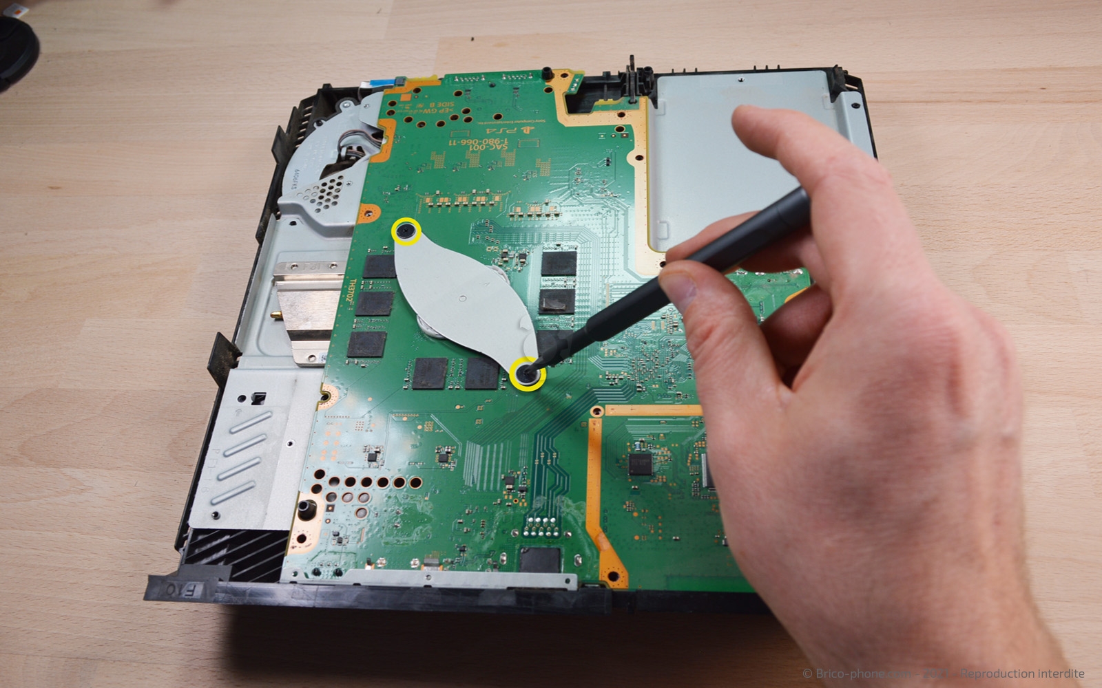 Démontage complet de la Console sur Playstation 4 photo 2