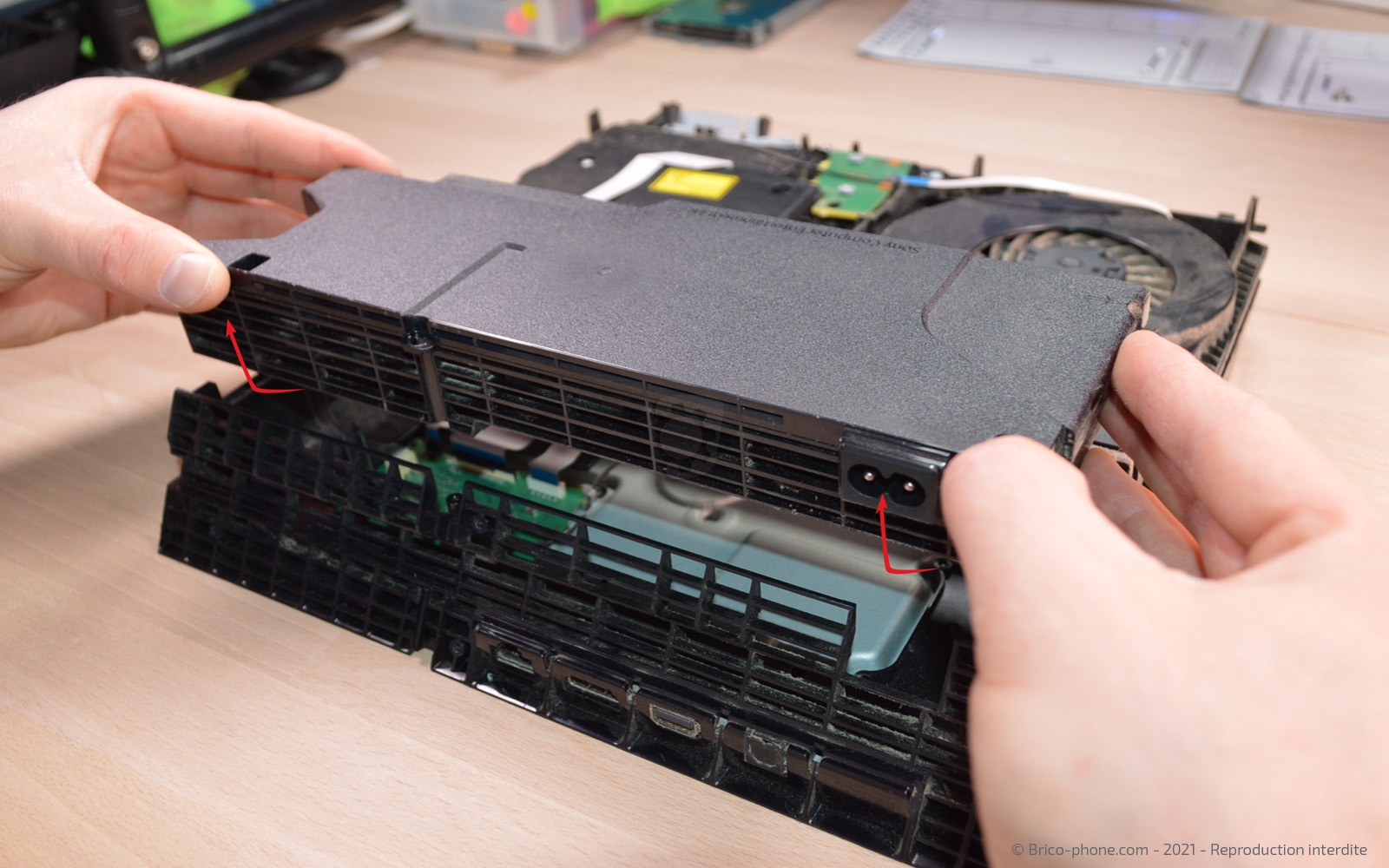 Démontage complet de la Console sur Playstation 4 photo 2