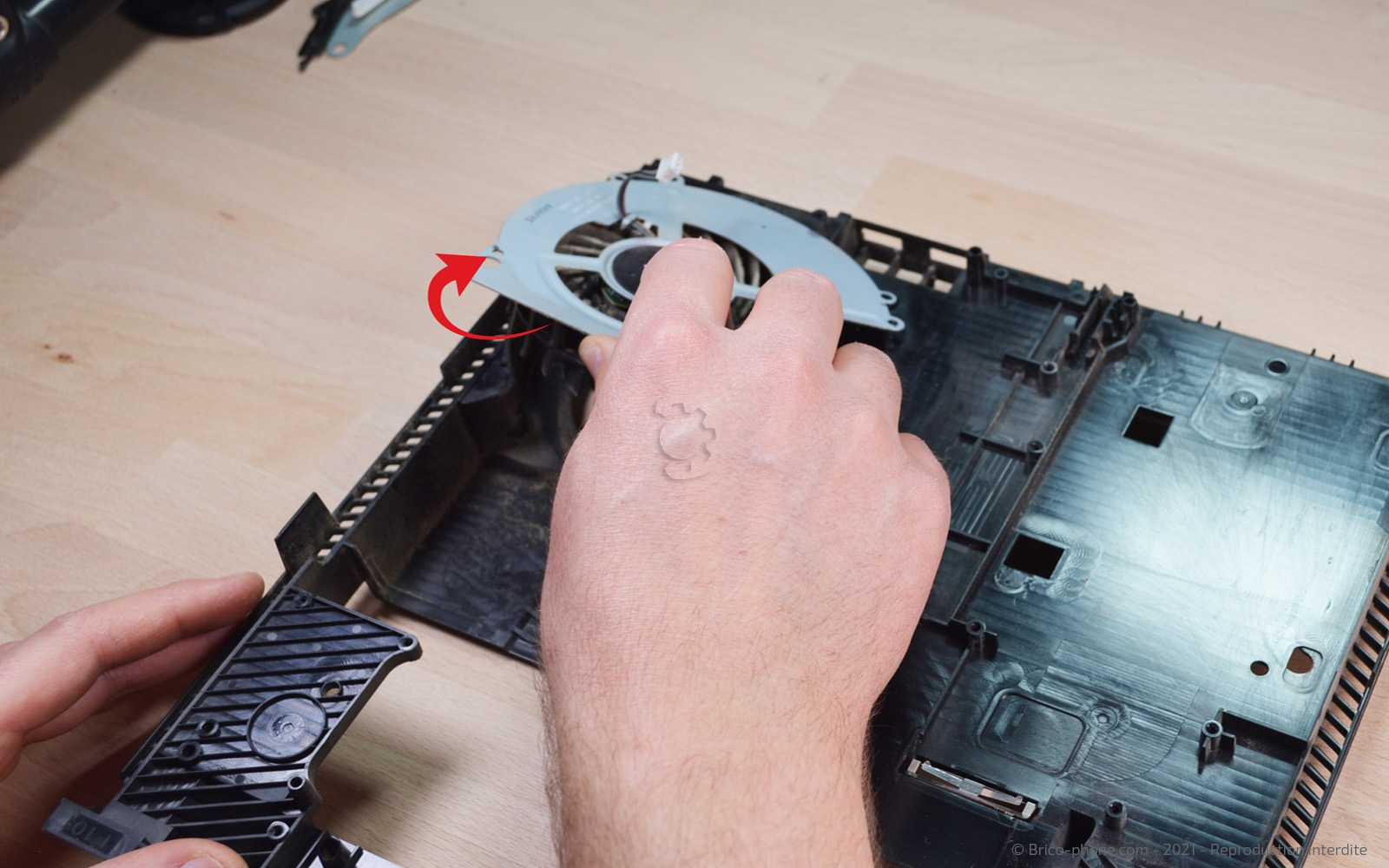 Démontage complet de la Console sur Playstation 4 photo 2