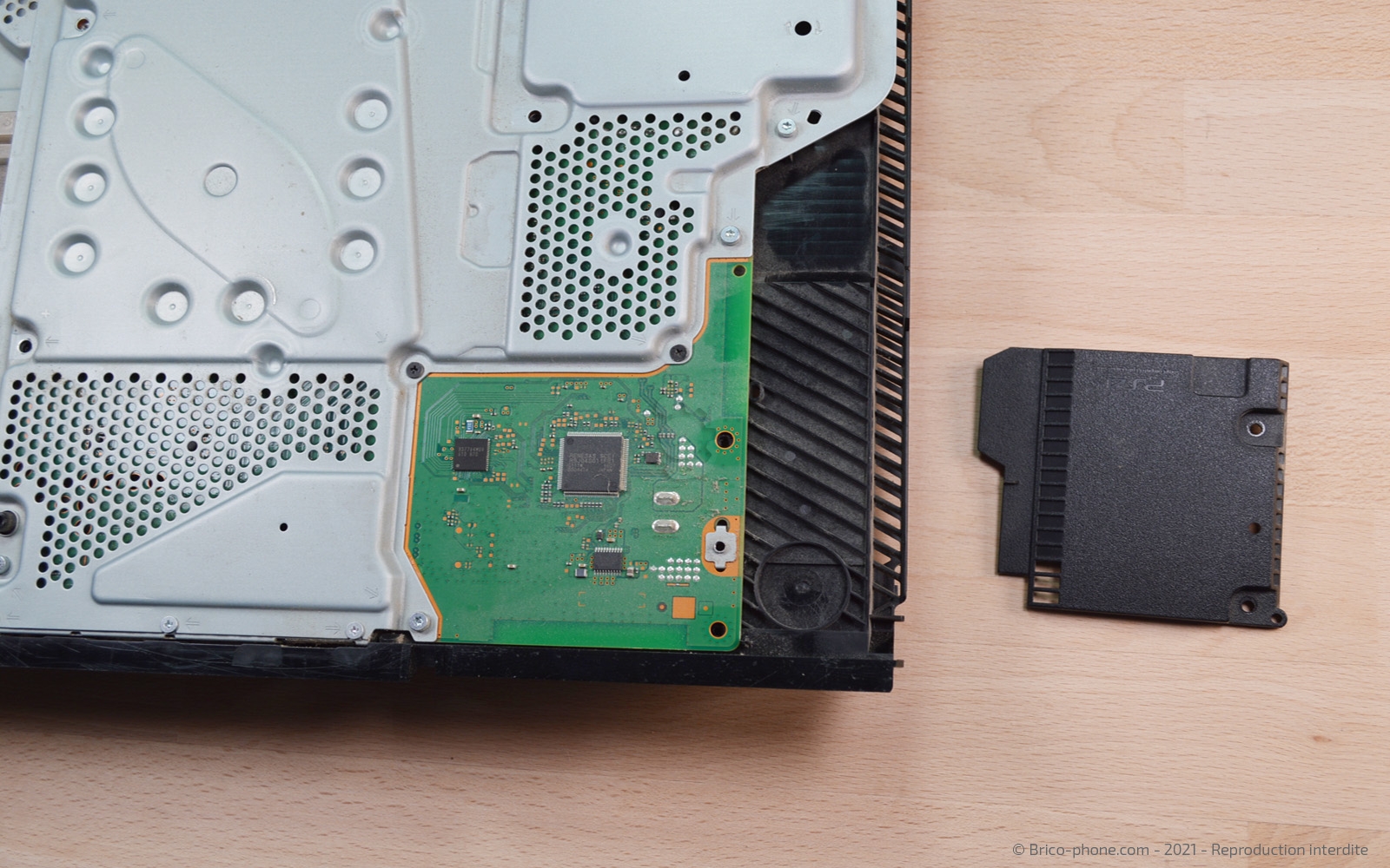 Changement du ventilateur sur Playstation 4 photo 3