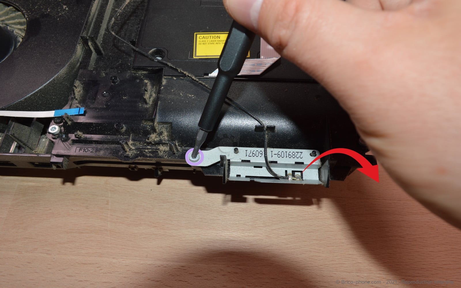 Changement du ventilateur sur Playstation 4 photo 2