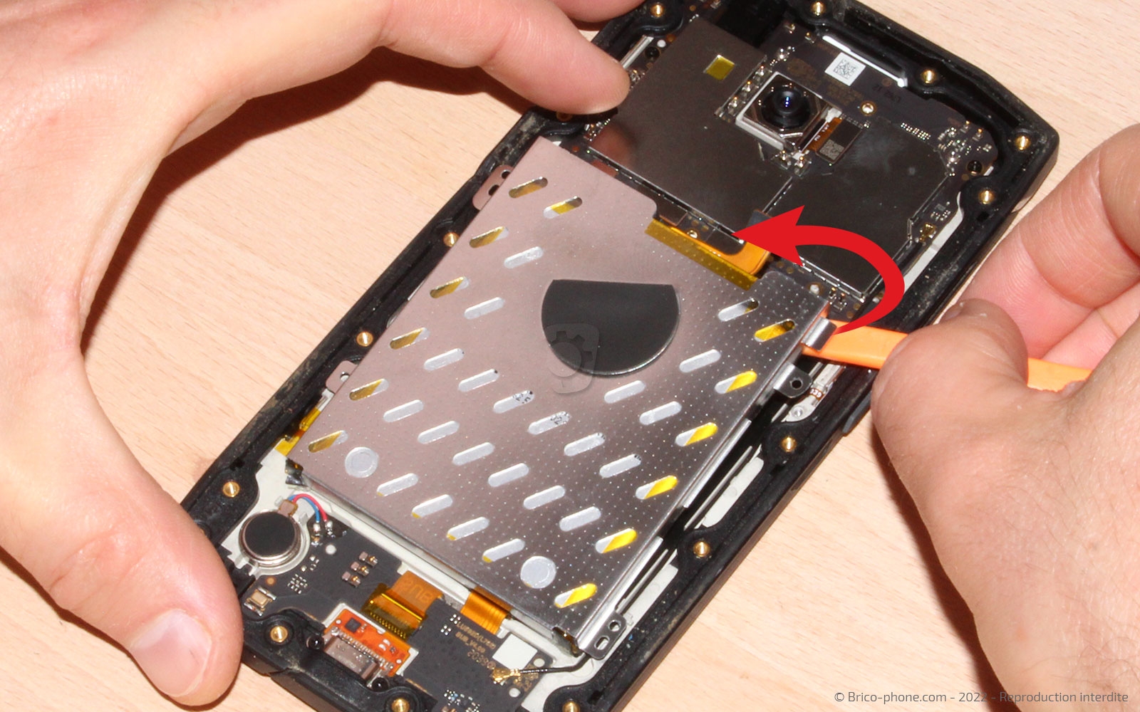 Comment remplacer le connecteur de charge sur Core-X4 photo 2