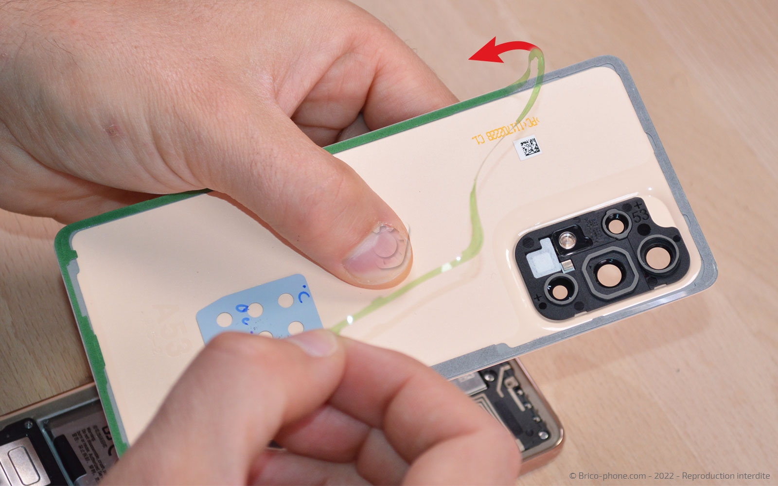 Comment changer la vitre arrière sur Galaxy A53 5G photo 2