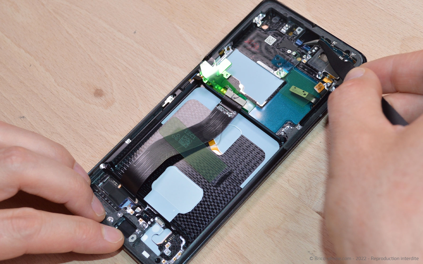 Comment changer le bloc écran sur Galaxy S21 Ultra photo 1