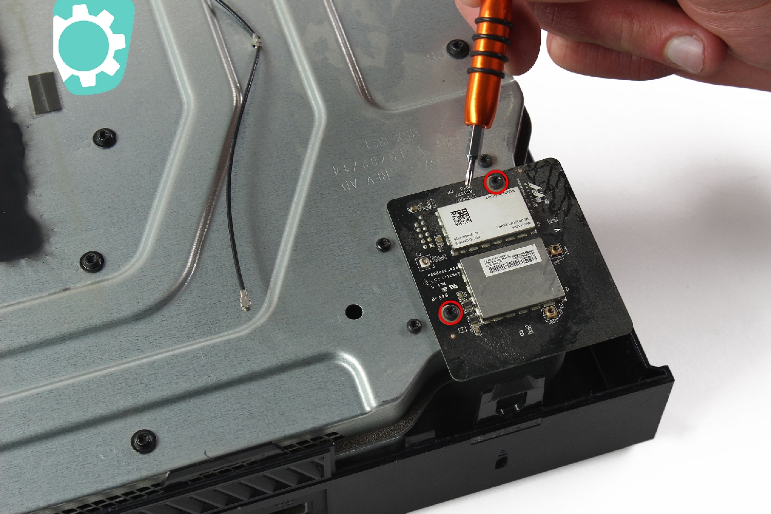 Carte de gestion / Antenne Wifi sur Xbox One photo 1