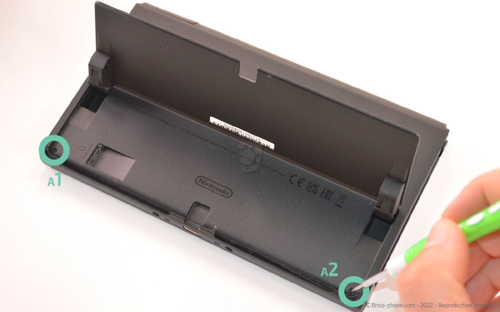 Comment remplacer les haut-parleurs sur Switch Oled photo 2