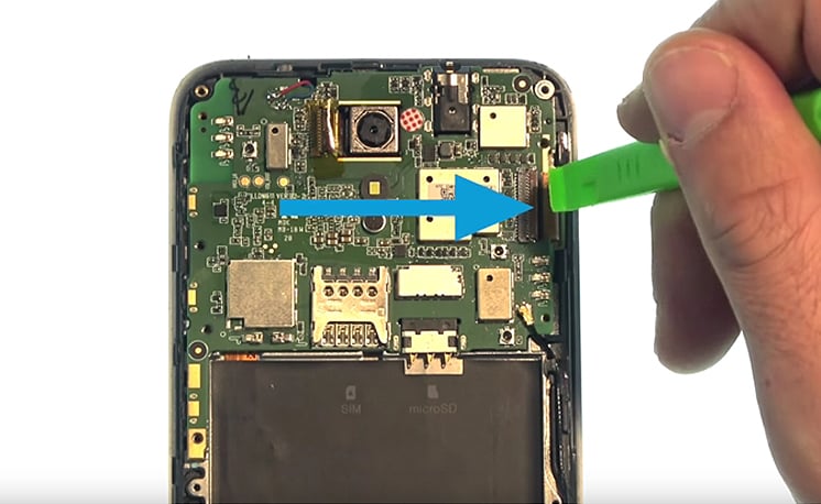 Changement de vitre seule sur Desire 620 photo 1