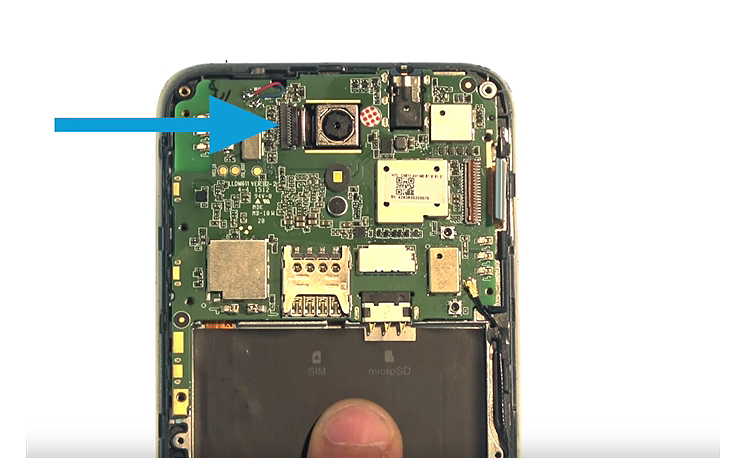 Changement de vitre seule sur Desire 620 photo 1