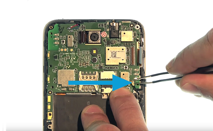 Changement de vitre seule sur Desire 620 photo 1