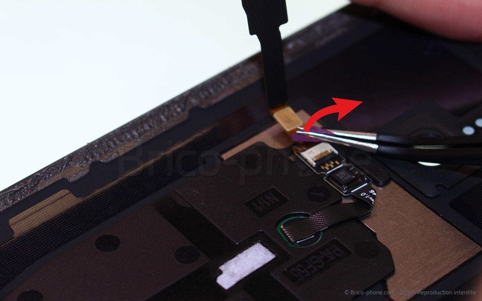 Changement de la vitre arrière sur Xperia XZ3 photo 1
