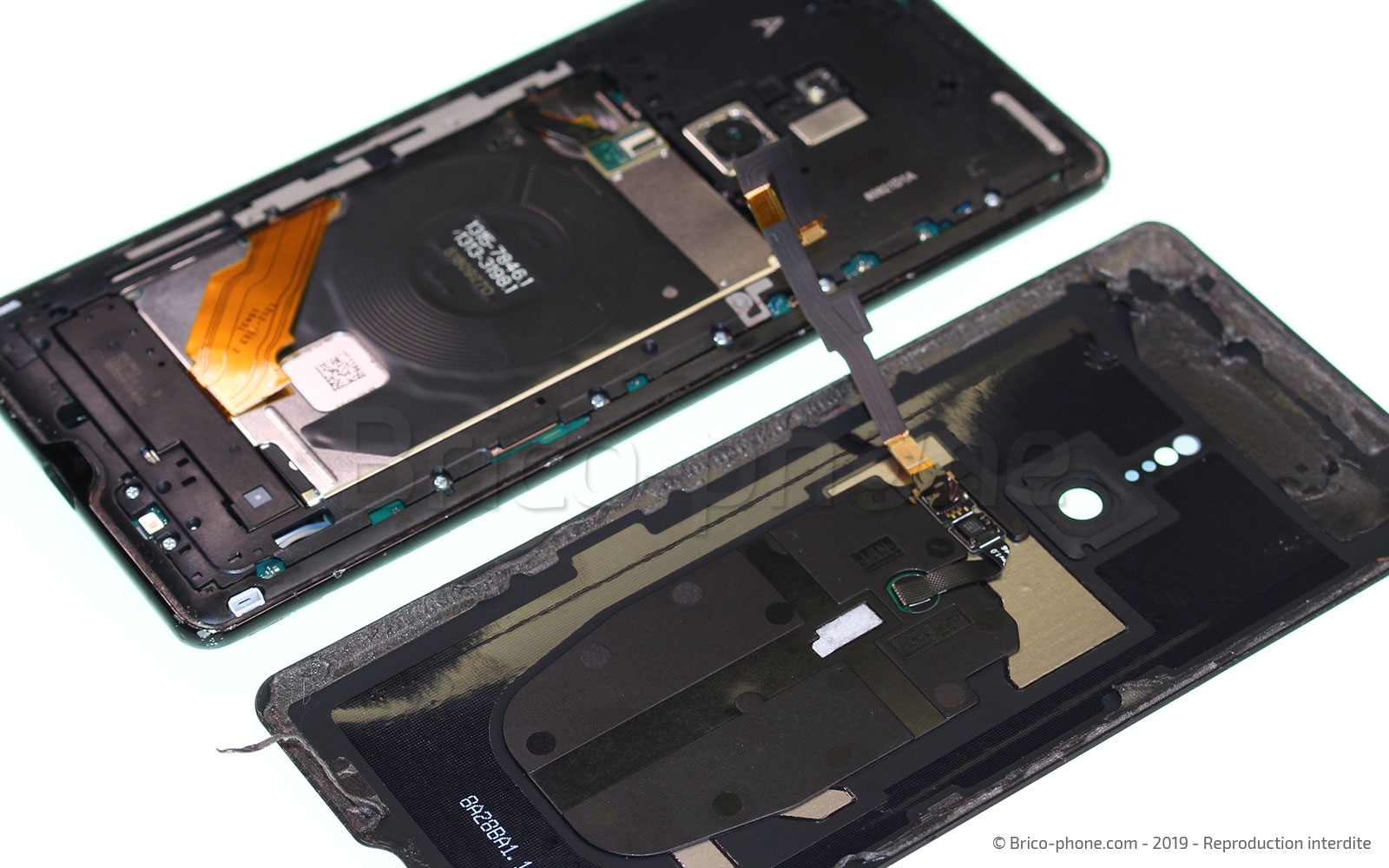 Changement de connecteur de charge sur Xperia XZ3 photo 4