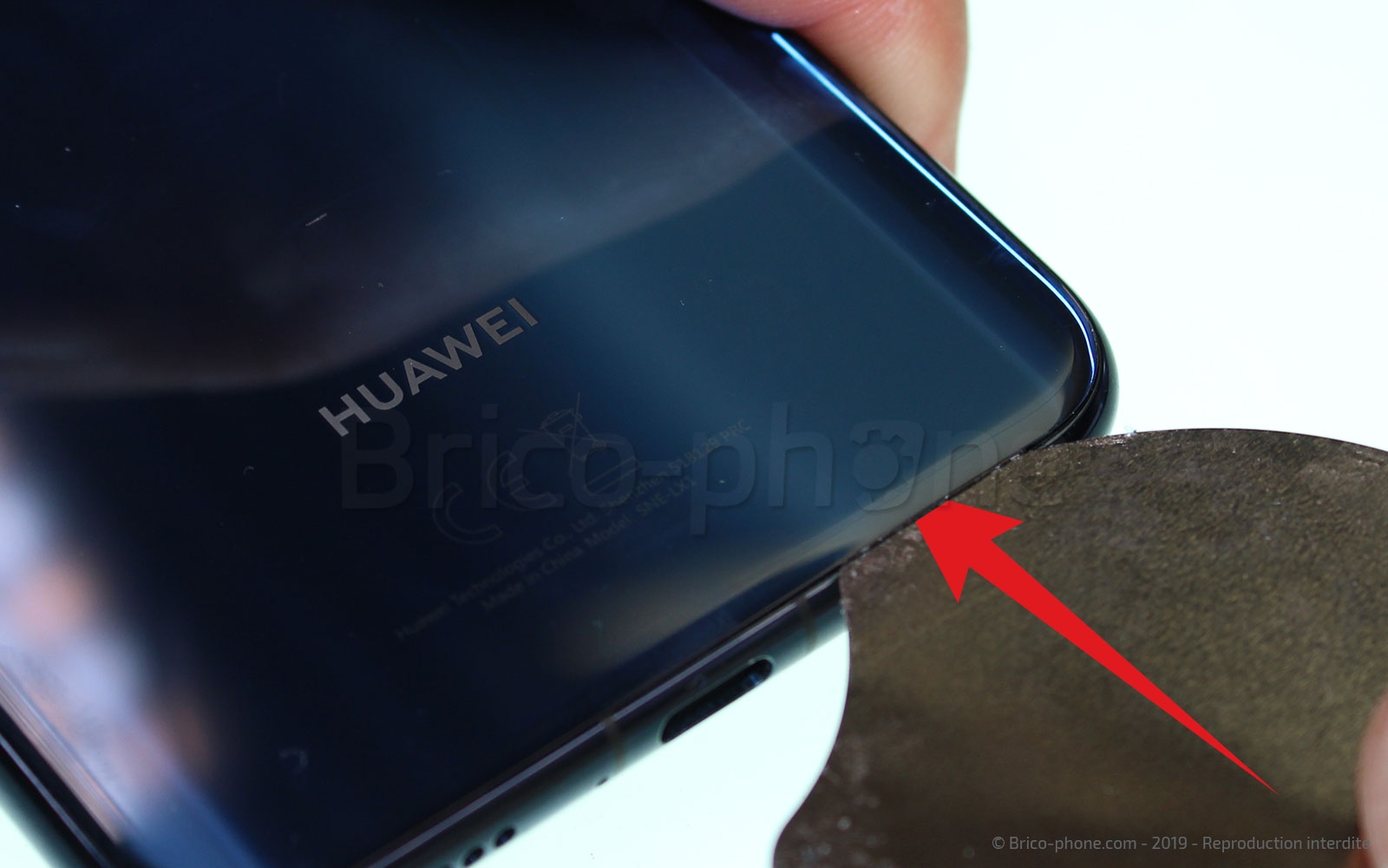 Changement de connecteur de charge sur Mate 20 Lite photo 2