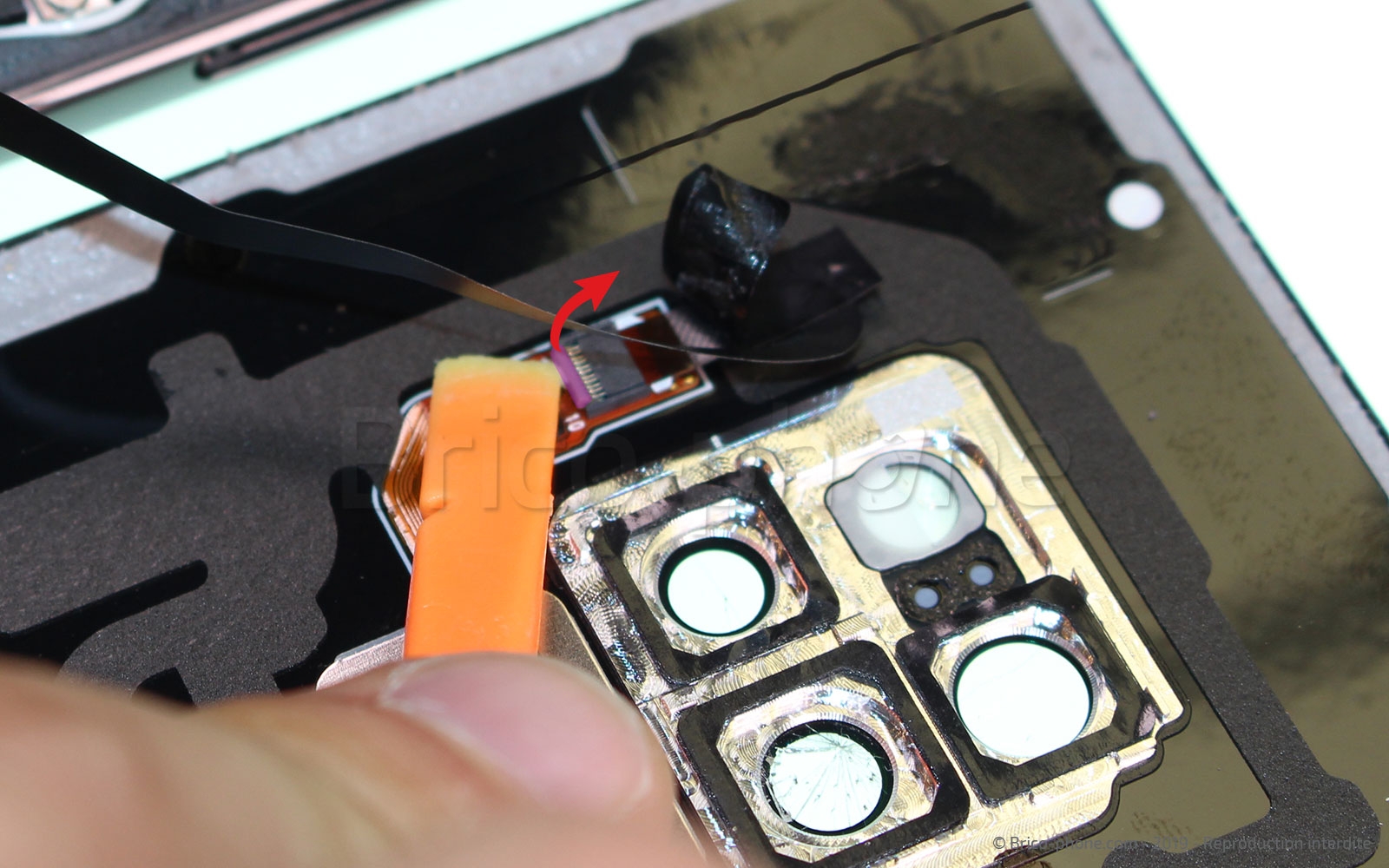 Changement de coque arrière sur Mate 20 photo 2