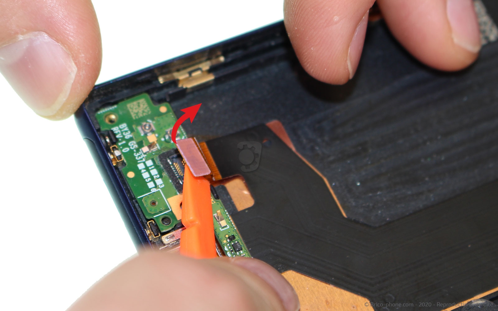 Changement de connecteur de charge sur Xperia 10 photo 2