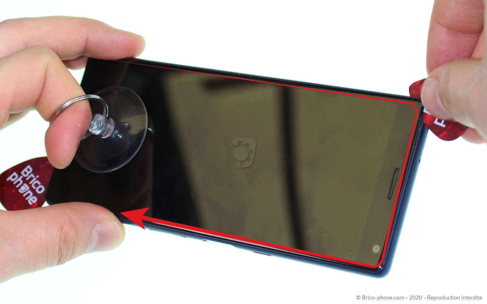 Changement de connecteur de charge sur Xperia 10 photo 3