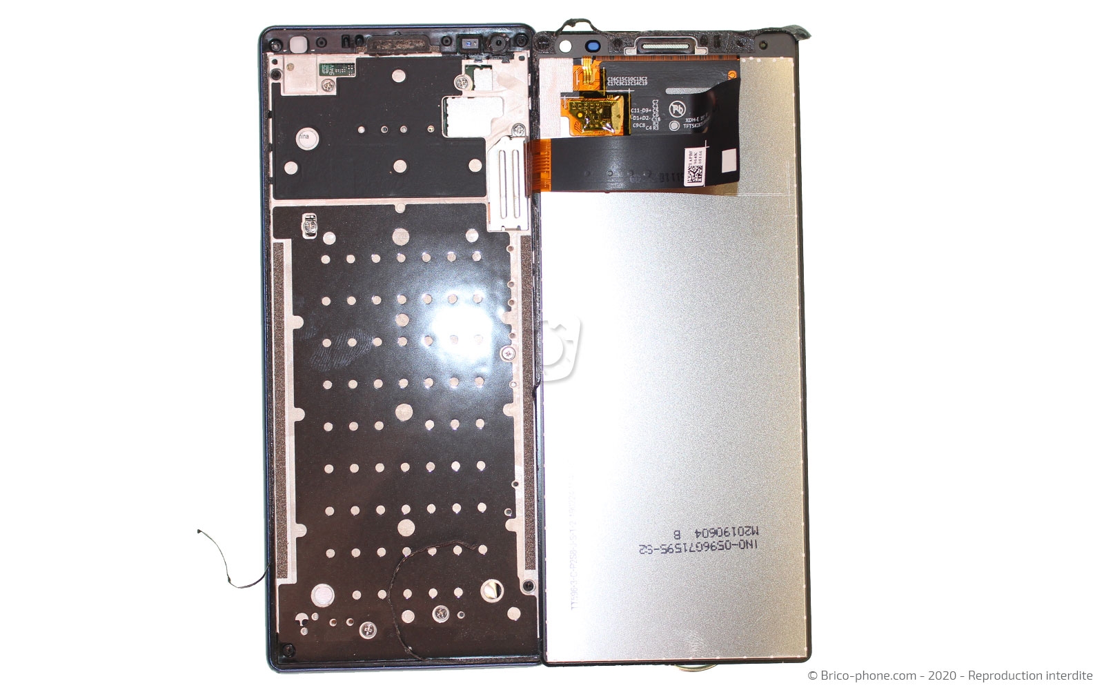 Changement de connecteur de charge sur Xperia 10 photo 4