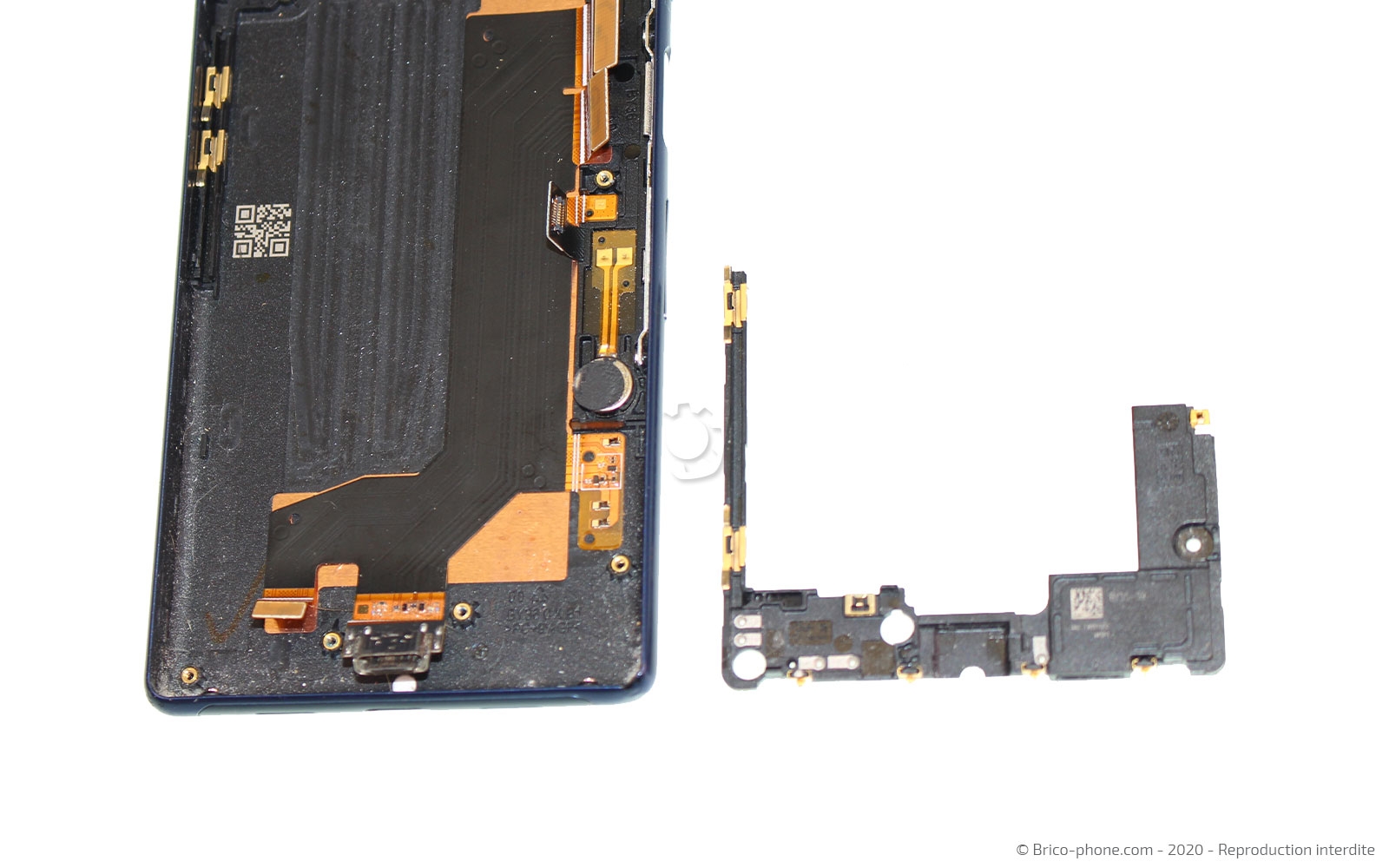 Changement de connecteur de charge sur Xperia 10 photo 4