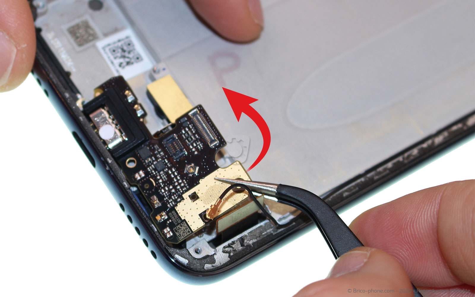 Changement du bloc écran avec châssis sur Mi A3 photo 3