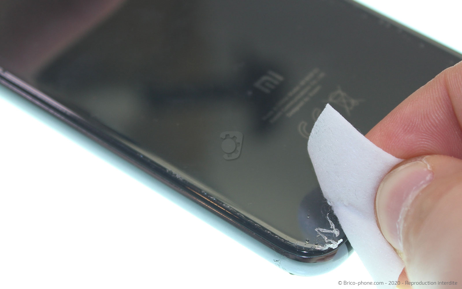 Changement de la vitre arrière sur Mi 9 SE photo 3