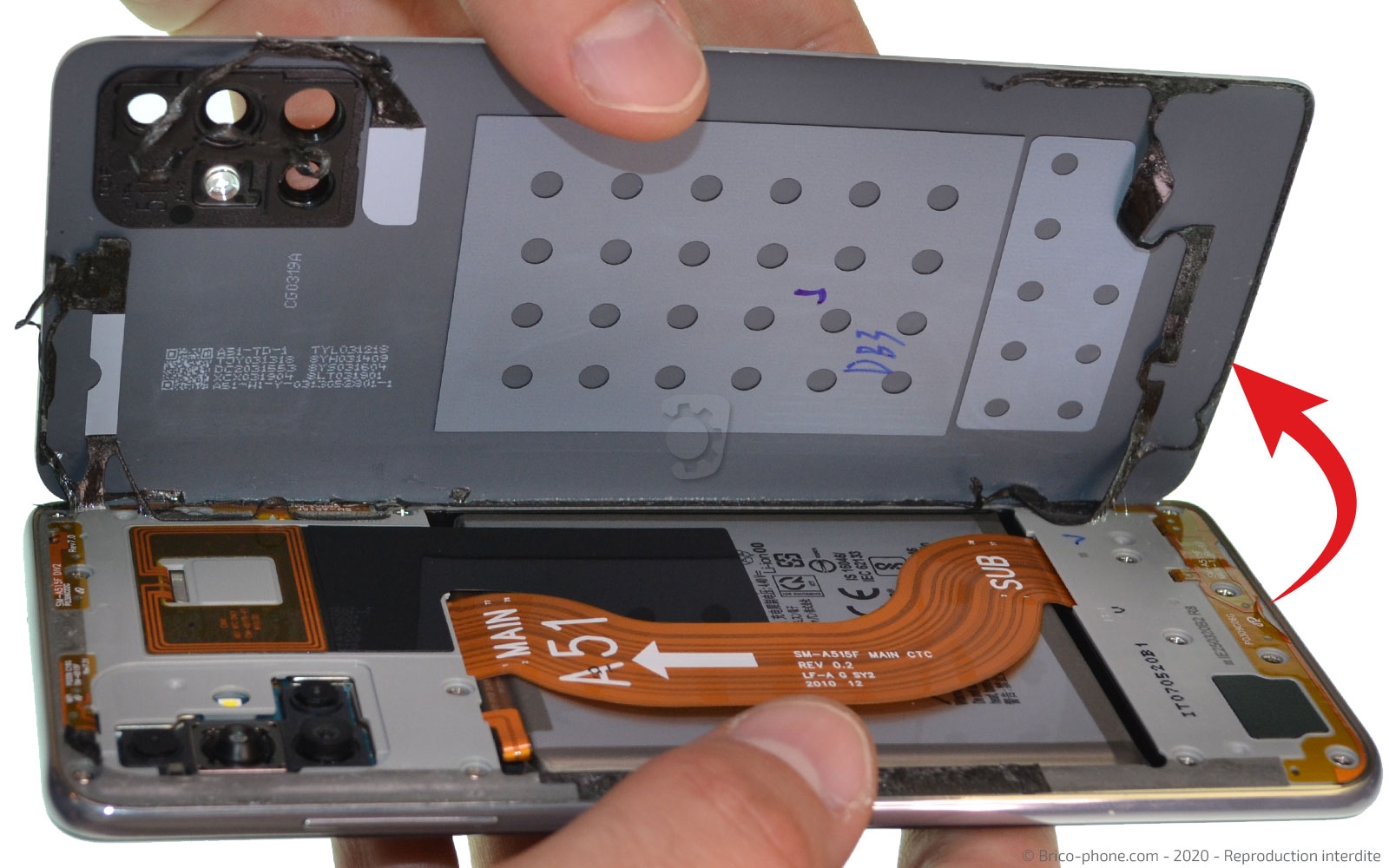 Changement de la vitre arrière sur Galaxy A51 photo 3
