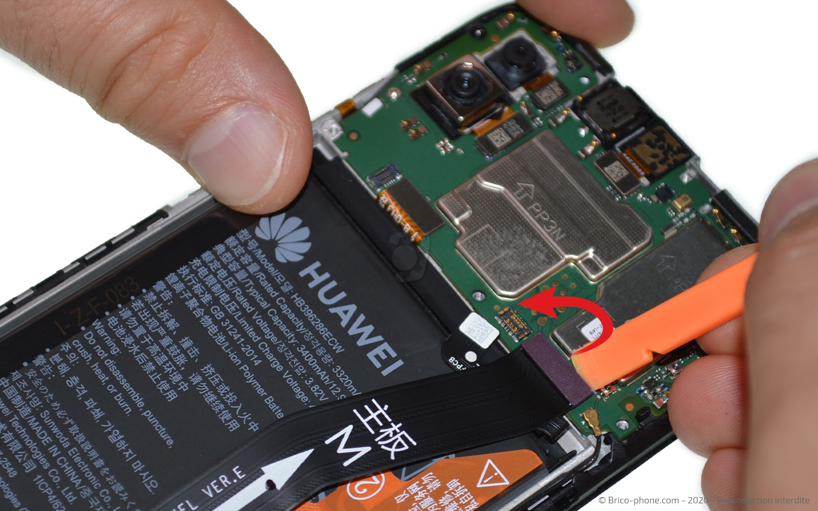 Changement de batterie sur P Smart 2020 photo 1