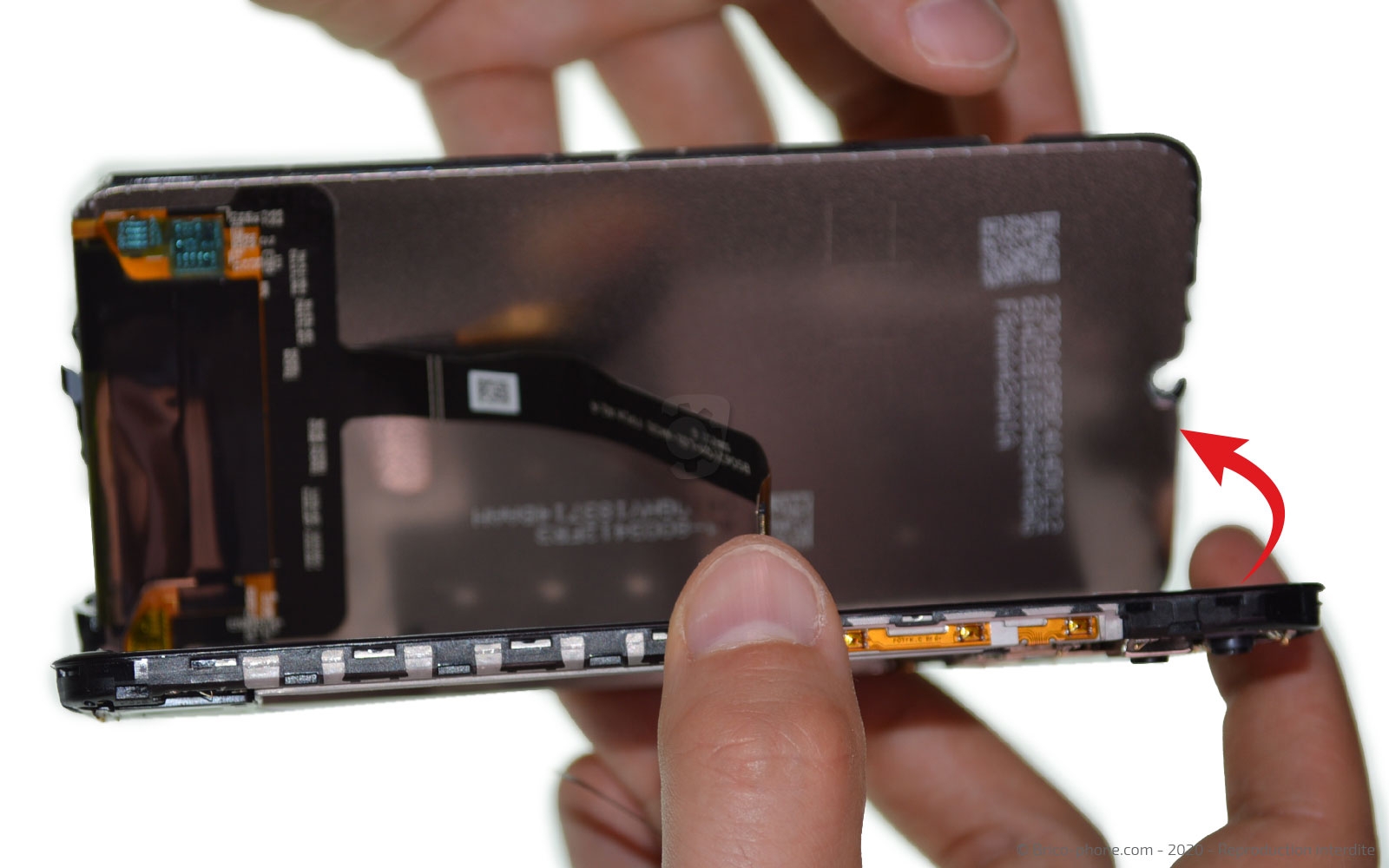 Changement d'écran  ( vitre + LCD ) sur P Smart 2020 photo 1