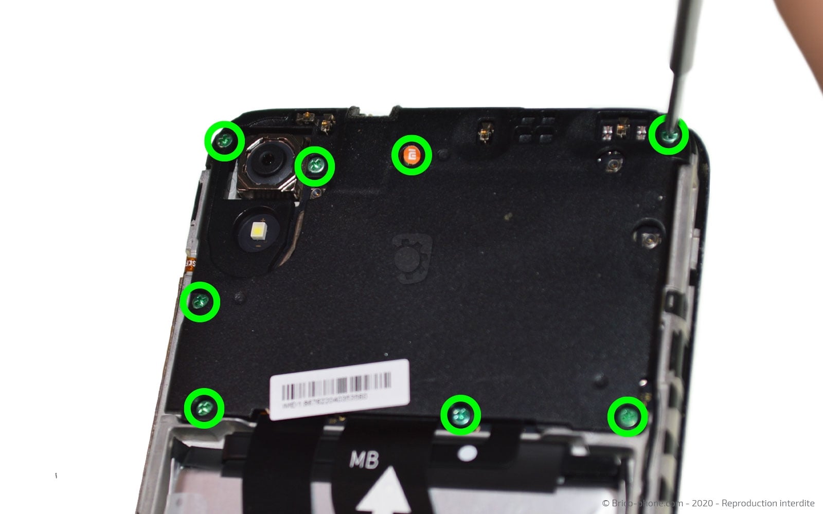 Changement de batterie sur Redmi 7A photo 1