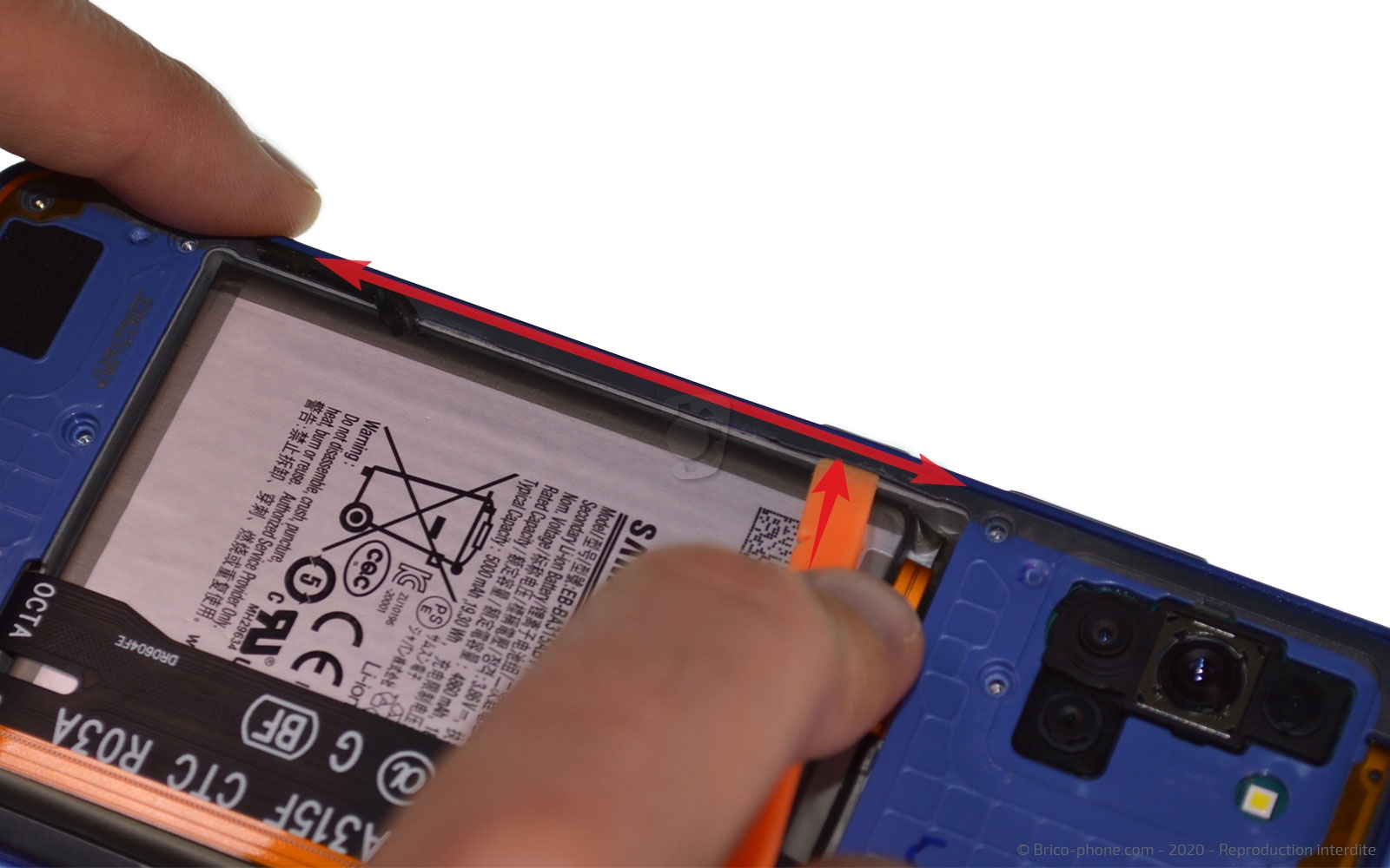 Changement de batterie sur Galaxy A31 photo 2