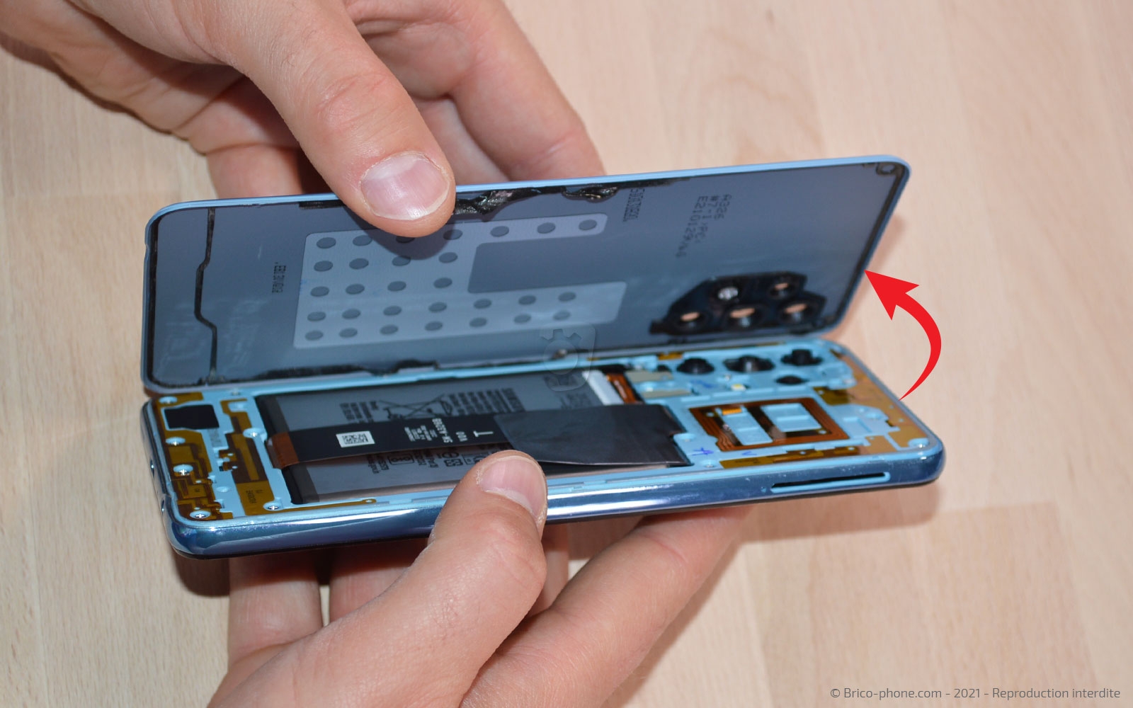 Changement de connecteur de charge sur Galaxy A32 5G photo 3